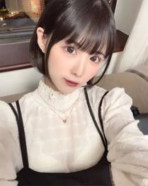 脸庞